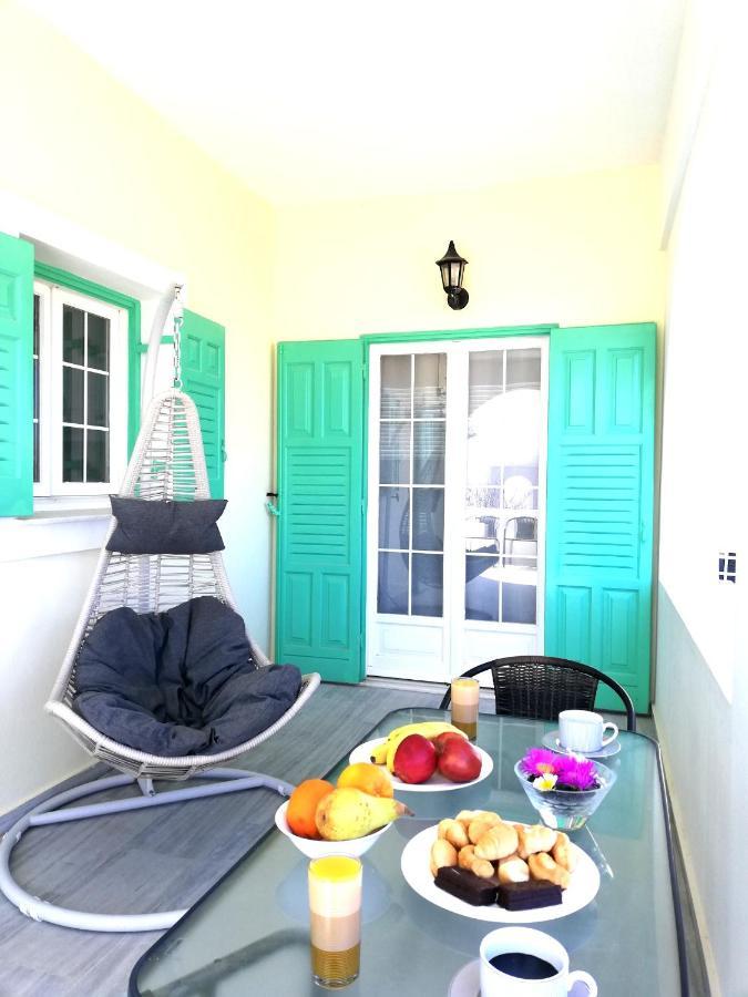 Kamari Beach Houses With Balcony And Garden Buitenkant foto